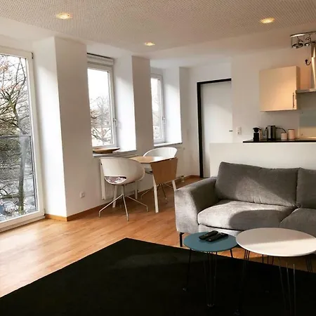 Apartament Modern And Bright In Top Location Kolonia