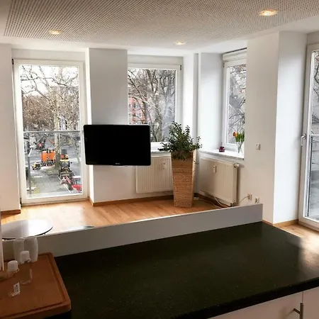 Modern And Bright In Top Location * Cologne