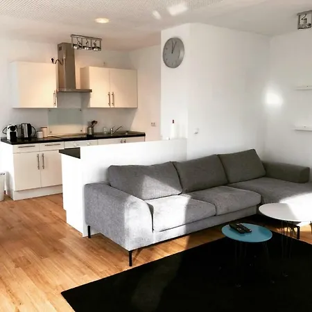 Modern And Bright In Top Location * Cologne